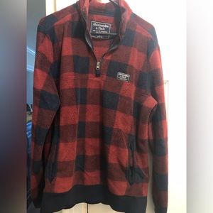 Like new Abercrombie & Fitch Men’s 1/4 zip red buffalo check size L.